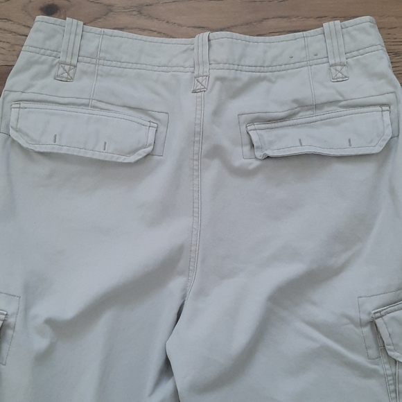 Old Navy Cargo Shorts - Picture 10 of 16